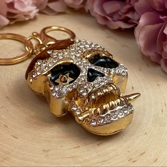 Black & Gold Crystal Pirate Skull Keychain - Picture 11 of 16